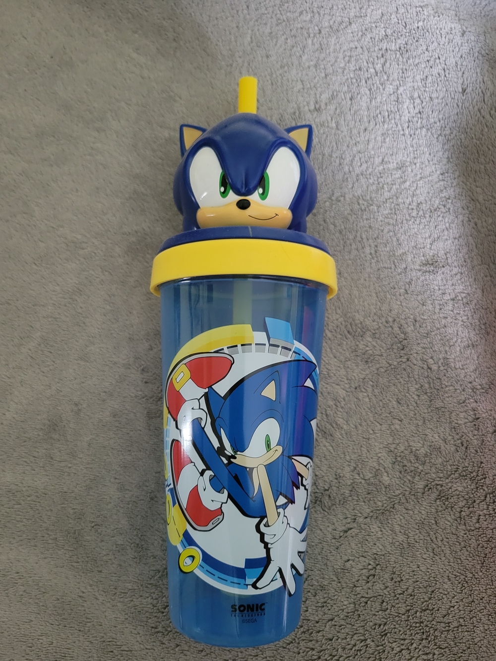 Sonic The Hedgehog Blue Kids Straw Cup with Yellow Lid